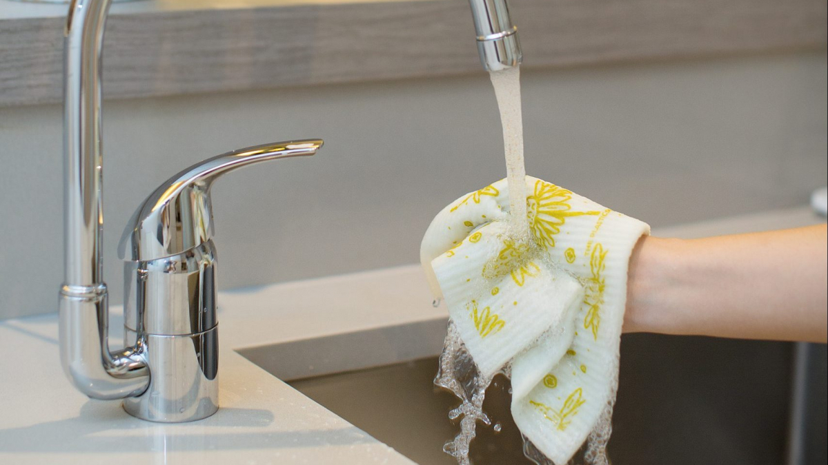 Wet Swedish Dishcloth